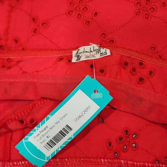 Intimataly Free People Dress Full Bloom Mini Slip Dress A Line XL Red Eyelet - Picture 4 of 11